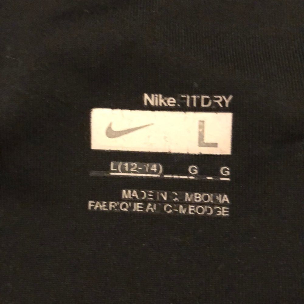 Nike workout Capri Work out leggings - Picture 3 of 7